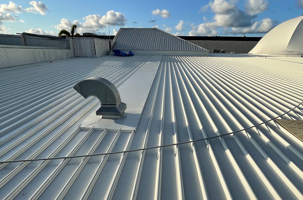 White Roof — Ryan Roofing Australia In Court Carrara, QLD